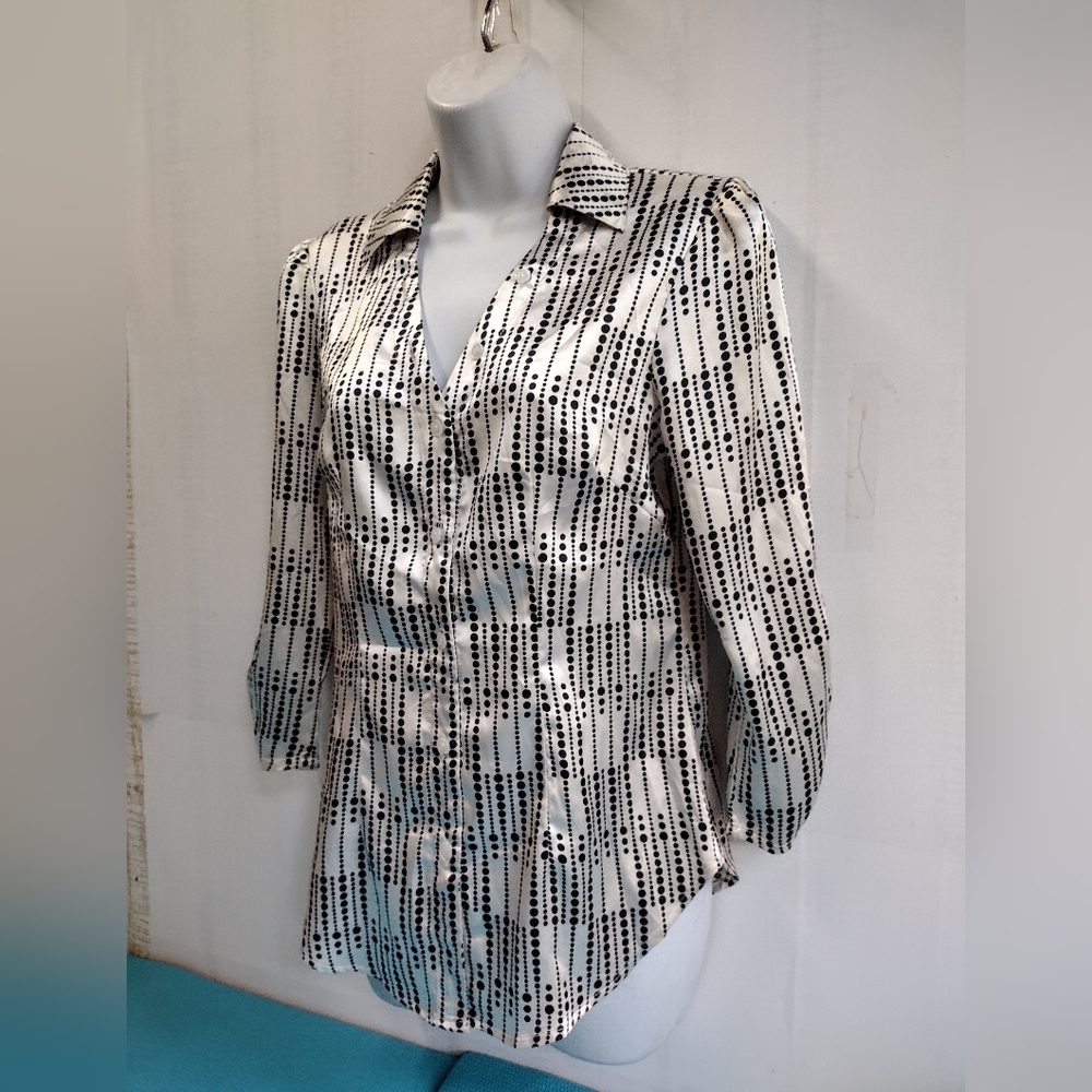 San Joy Womens 3/4 Sleeves Button Down Silky Shirt Polka Size S